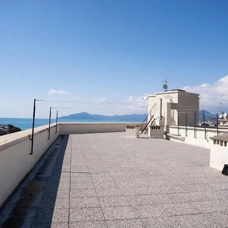 025 - Casa Panoramica 90metri Dalla Spiaggia Con Vista Mare E Terrazzo In Centro Apartment