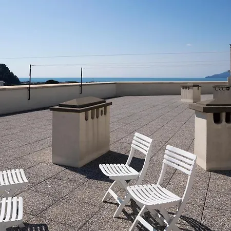 025 - Casa Panoramica 90metri Dalla Spiaggia Con Vista Mare E Terrazzo In Centro * Sestri Levante